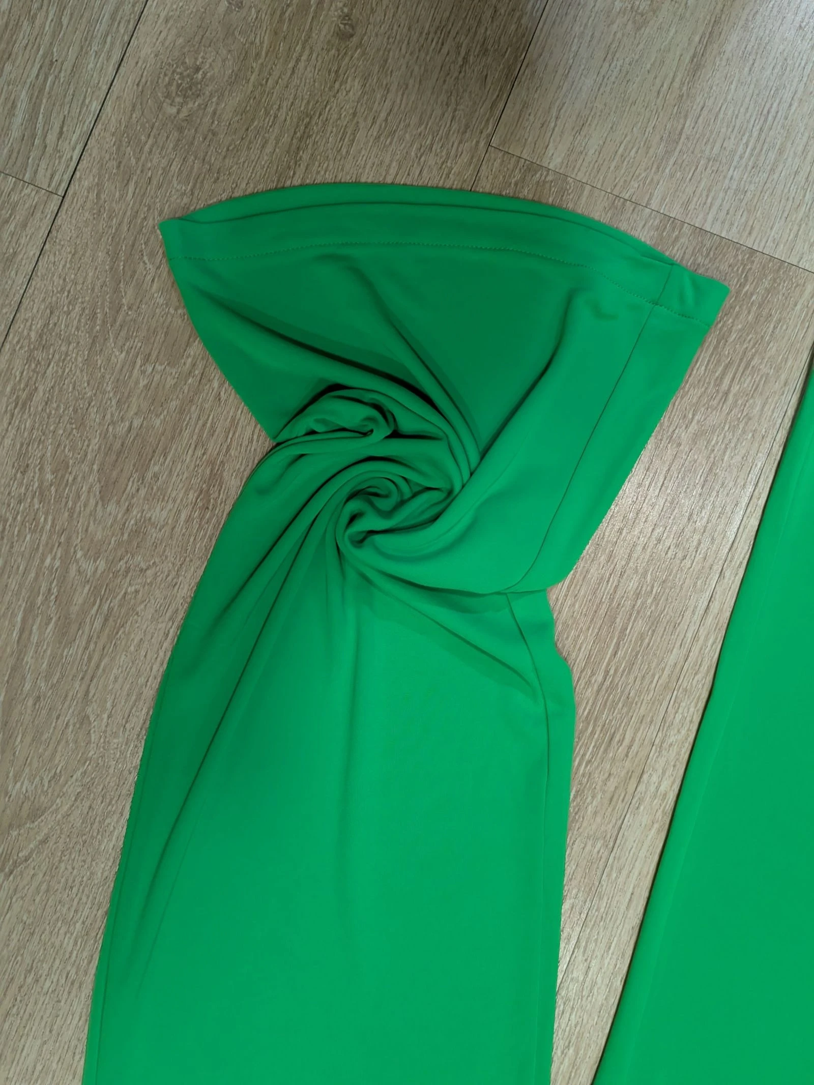 Pantalones anchos de talle alto de punto elástico en verde esmeralda talla S de Mango  – photo 7